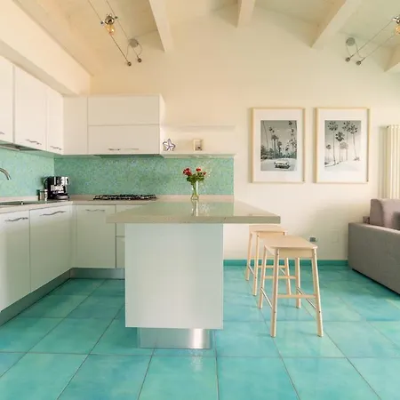 Casa Azzurra Al Mare شقة *