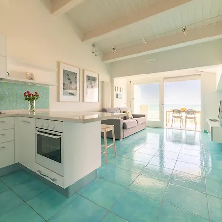 Casa Azzurra Al Mare